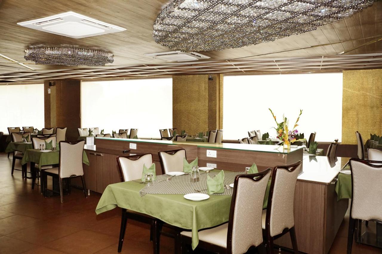 Hotel Gormoh Ahmedabad Luaran gambar